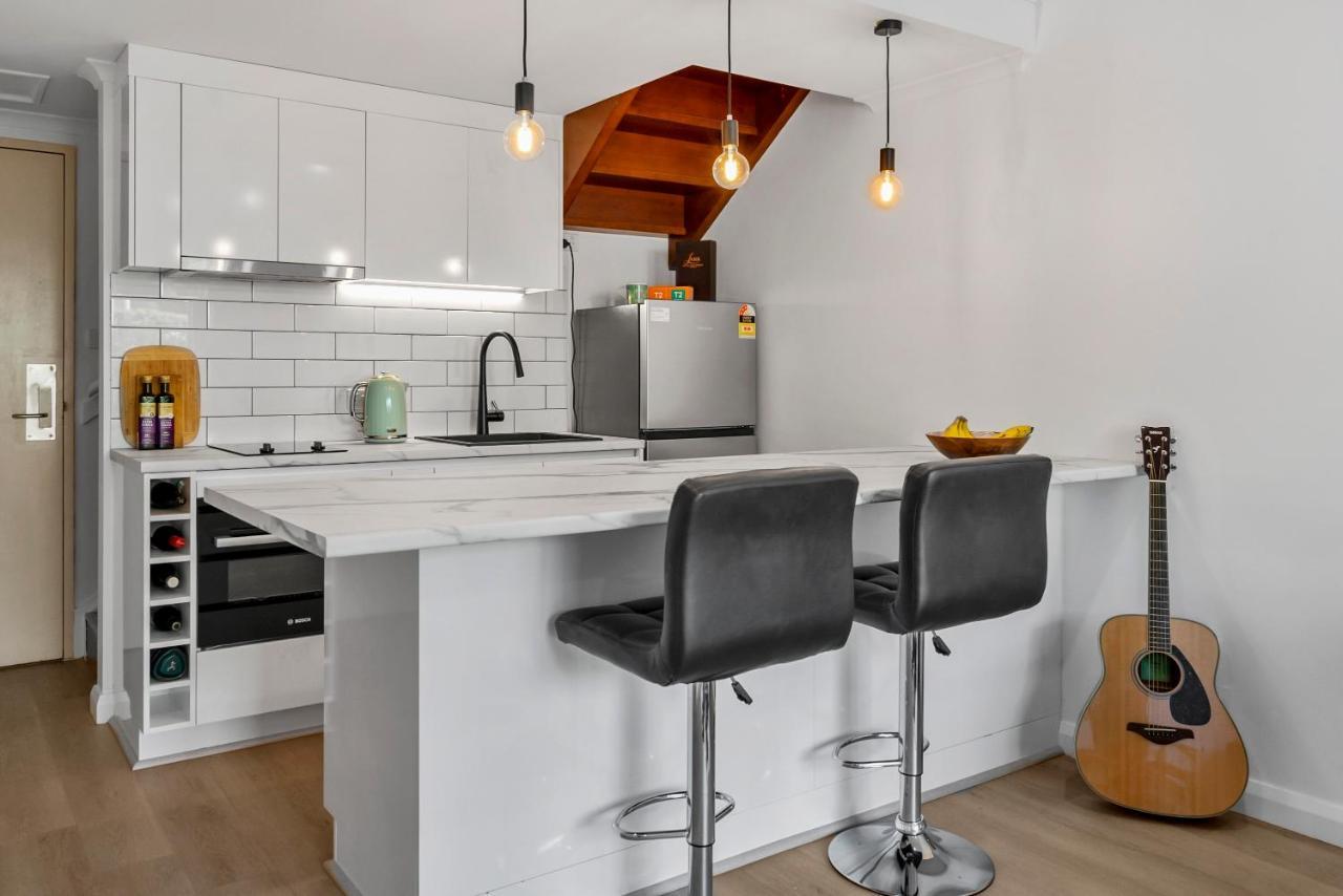 Modern, Central Apartment Footsteps To Salamanca Hobart Exterior photo